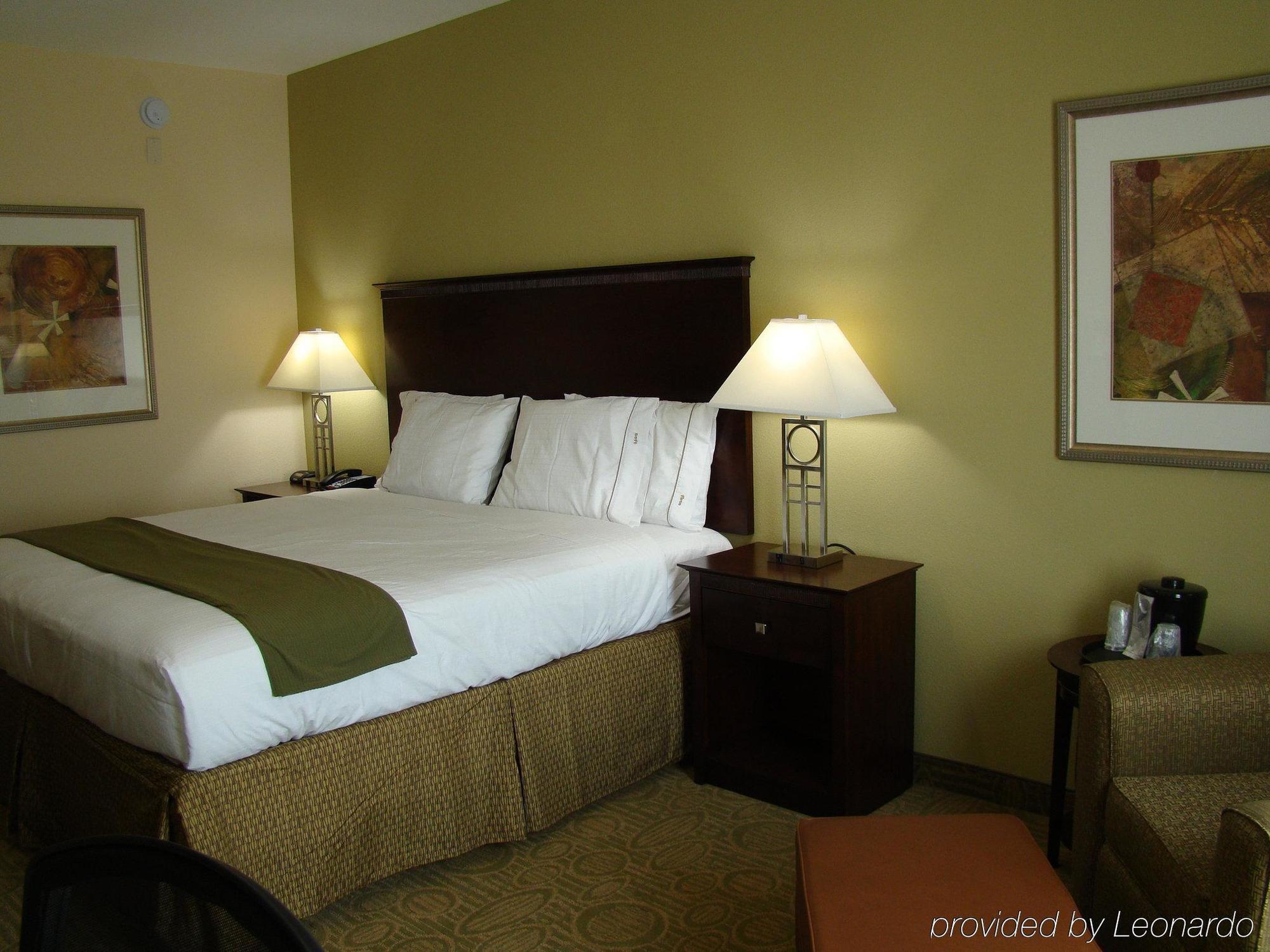 Holiday Inn Express & Suites Brownfield Bilik gambar