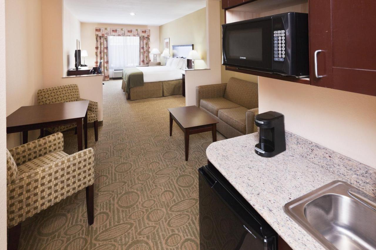 Holiday Inn Express & Suites Brownfield Luaran gambar