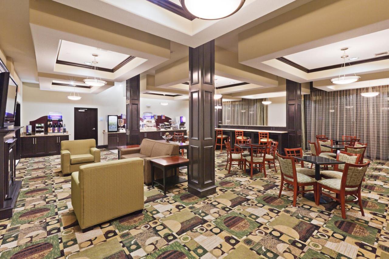 Holiday Inn Express & Suites Brownfield Luaran gambar
