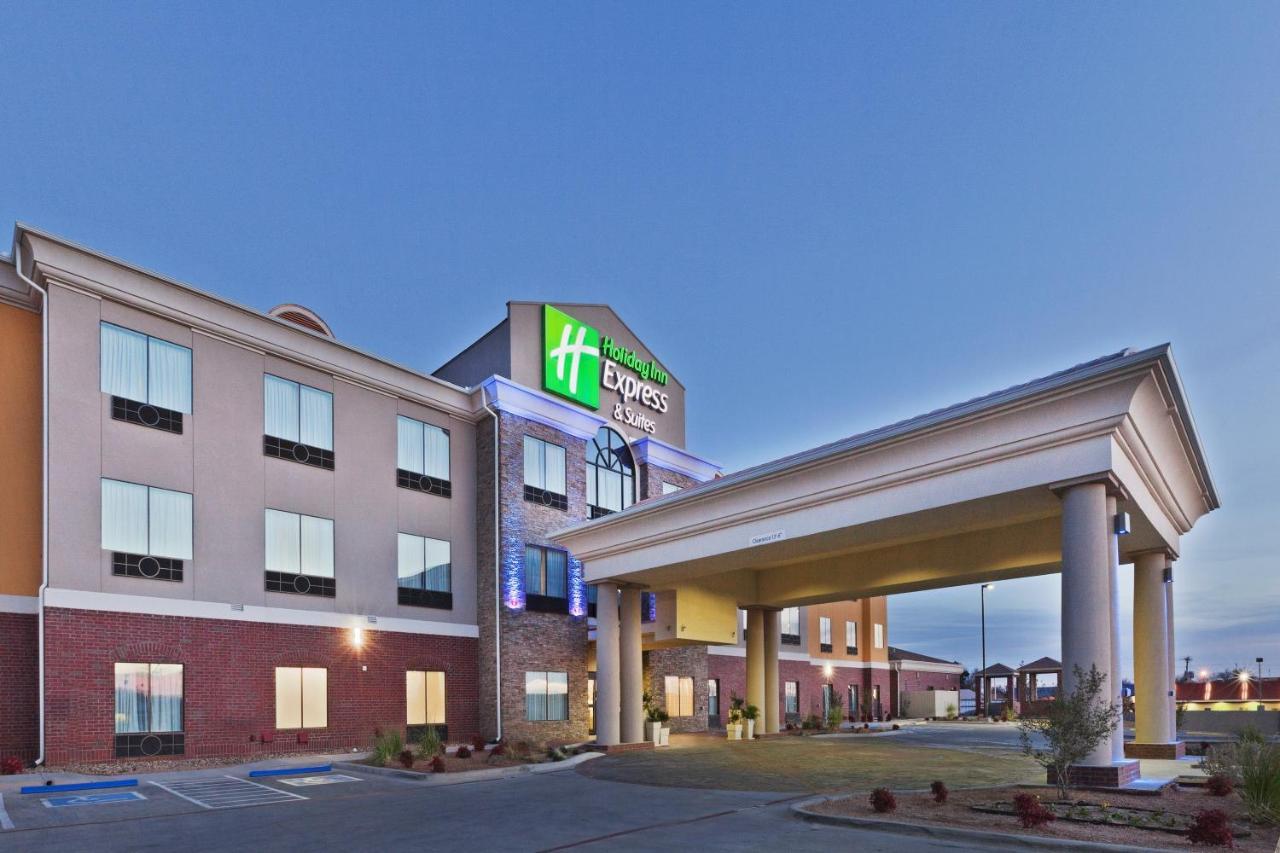 Holiday Inn Express & Suites Brownfield Luaran gambar